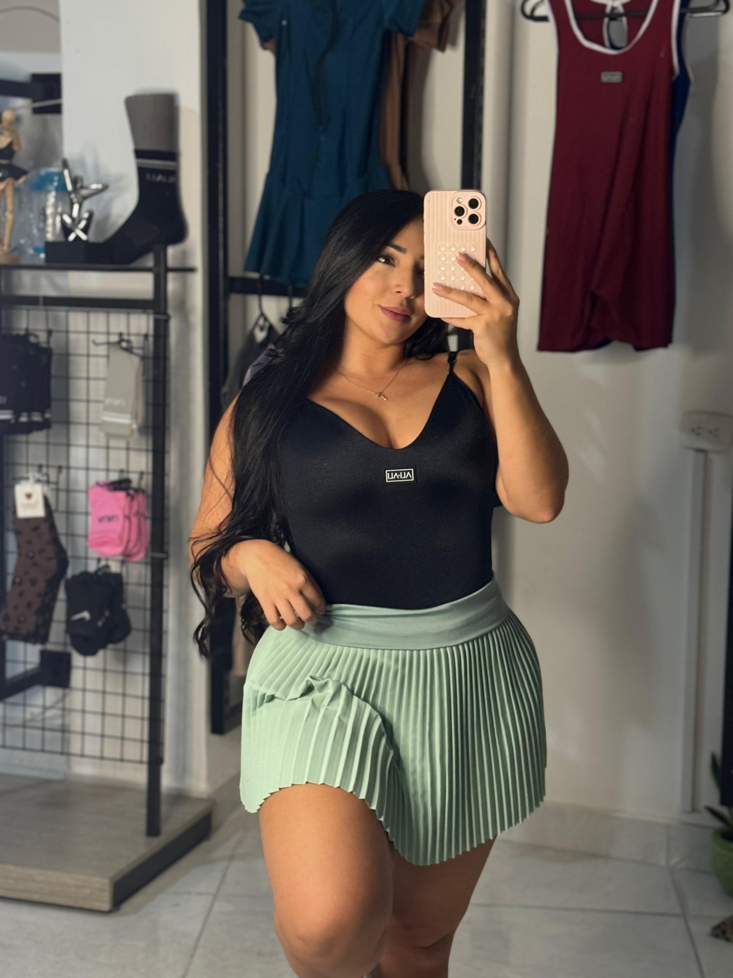 Falda-Short Plisada