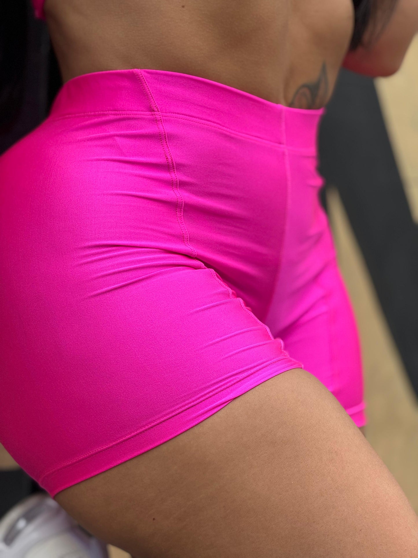 Short Brisa