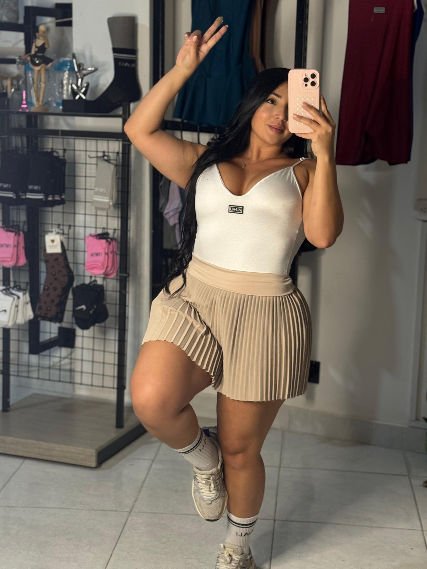 Falda-Short Plisada